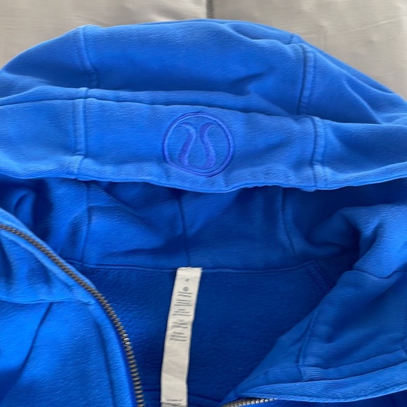 Lululemon Jacket Sz 4 - Picture 3 of 6